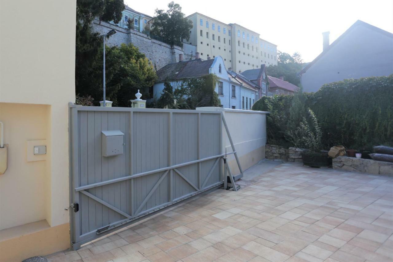Jokai 19 Vendeghaz Apartment Veszprém Exterior photo